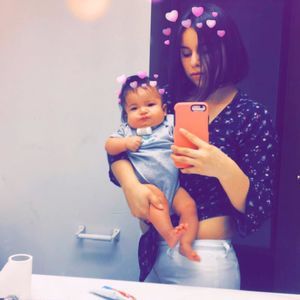 Meet your Posher, Ana